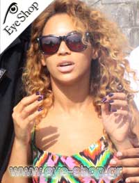  Beyonce Knowless porta occhiali da sole RayBan 2140 Wayfarer