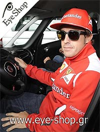 Fernando-Alonso con occhiali da sole Oakley GARAGE ROCK 9175