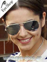  Cheryl Cole porta occhiali da sole RayBan 3025 Aviator