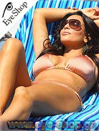  Kim-Kardashian con occhiali da sole Tom Ford TF 109 Cyrille
