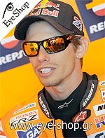  Casey-Stoner con occhiali da sole Oakley Scalpel 9095