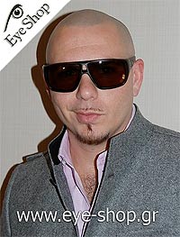  Pitt-Bull con occhiali da sole Oakley Dispatch 9090