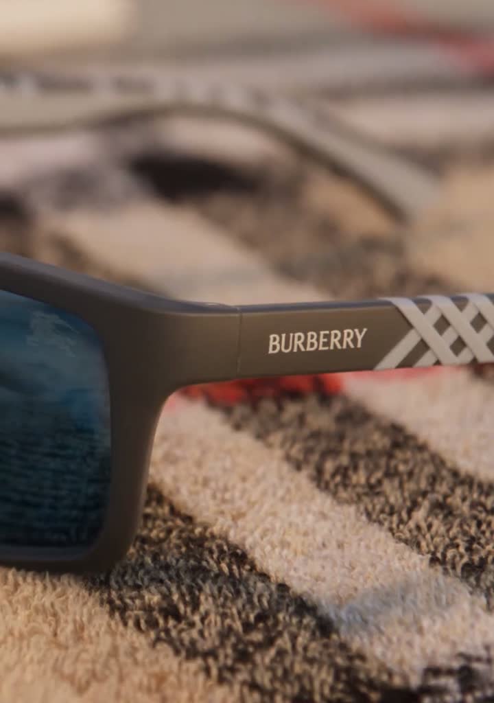 Occhiali da sole da uomo Burberry SS26 — oversized British luxury da Eye-Shop