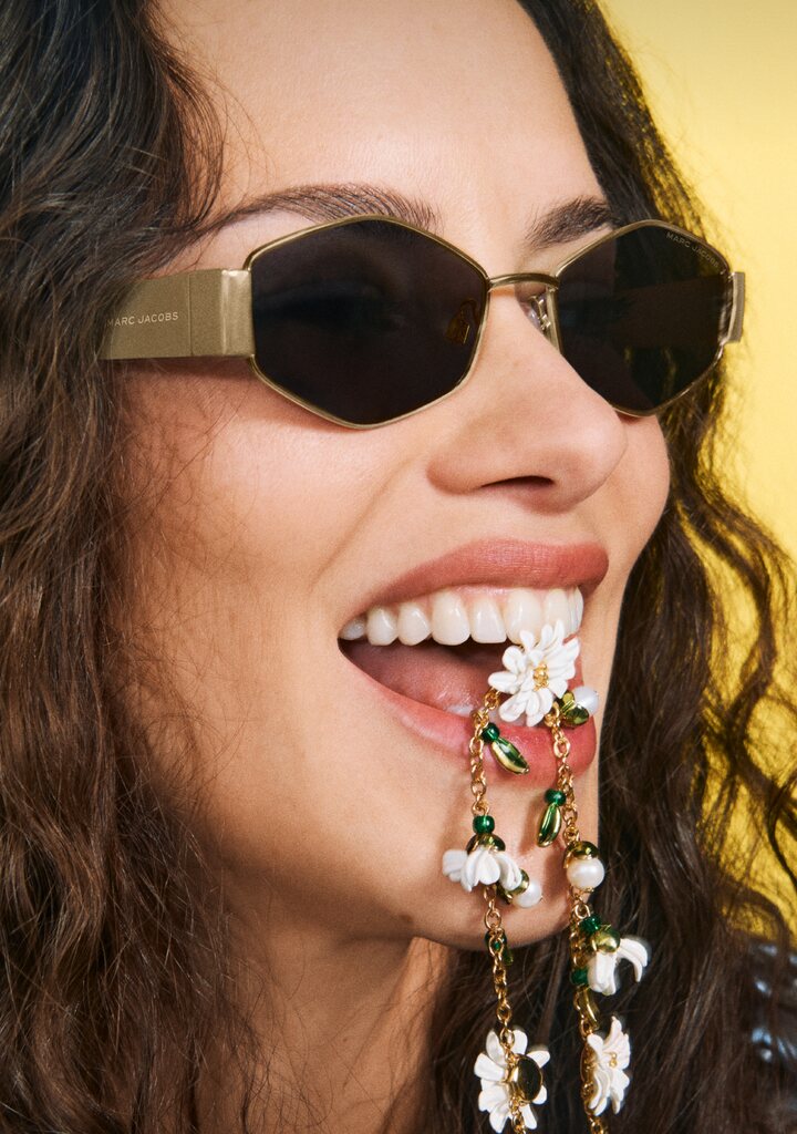 Marc Jacobs SS26 — Nuovi occhiali da sole dal carattere designer                                                                                                                                                                                           — MARC-JACOBS
