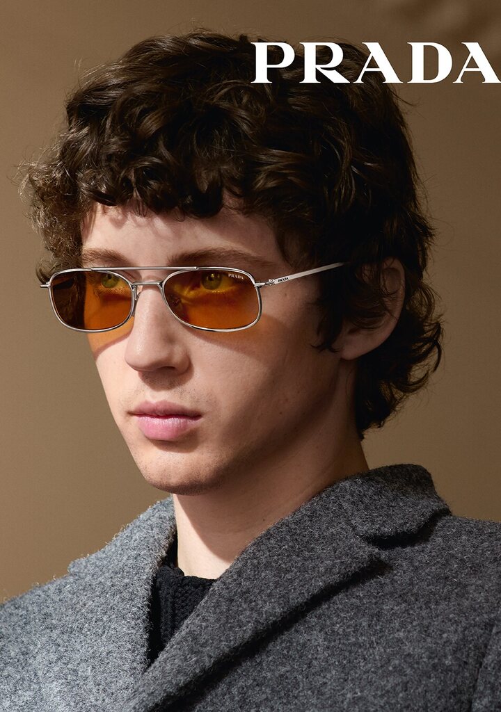 Prada FW26 ανδρική καμπάνια — επώνυμα ανδρικά γυαλιά ηλίου, Eye-Shop