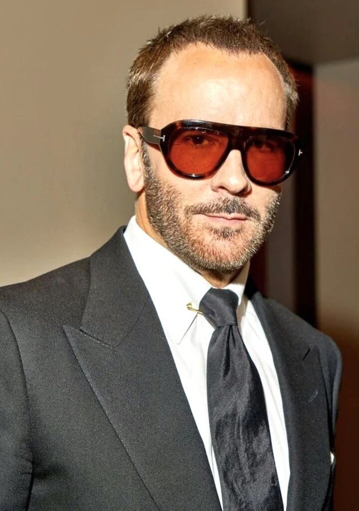 Tom Ford FT1345 Islay-02 — occhiali da sole oversized aviator-mask con lenti sfumate scure, Eye-Shop