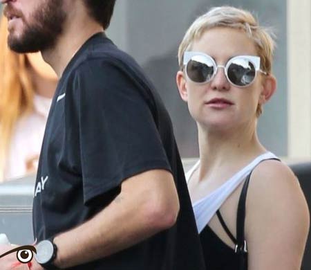 H Kate Hudson με γυαλιά ηλίου Fendi
