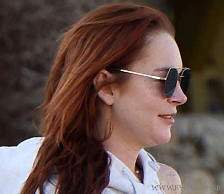 Linsay Lohan indossa occhiali Fendi  a Mykonos                                                                                                                                                                                                             — FENDI