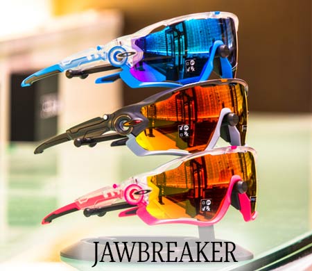 Come cambiare lenti Jawbreaker Oakley                                                                                                                                                                                                                      — OAKLEY