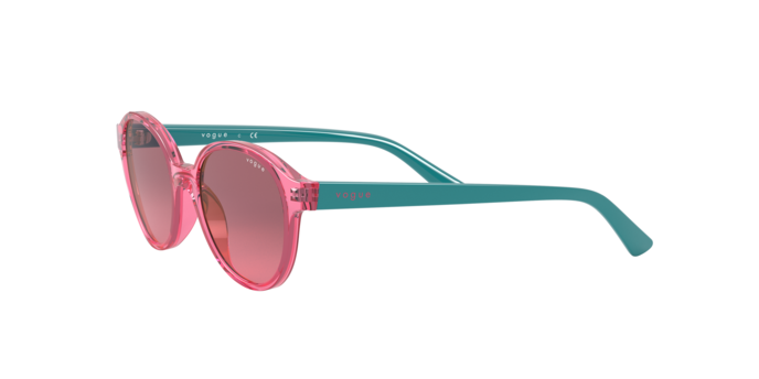 Vogue Junior 2007 276620 360 visione