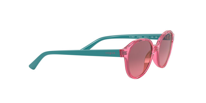 Vogue Junior 2007 276620 360 visione