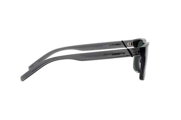 ARNETTE modello 4298 BANDRA di colore 278681