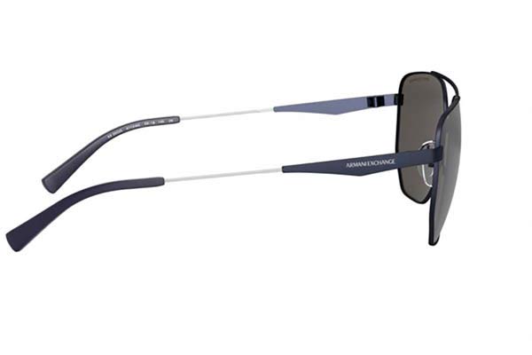 Armani Exchange modello 2033S di colore 61136G