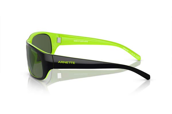 Arnette modello 4290 UKA-UKA di colore 29429A
