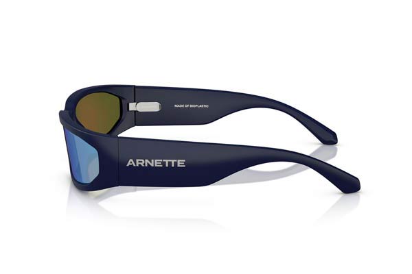 Arnette modello 4349 SMAZE di colore 275925