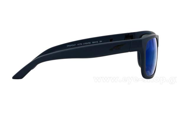 Arnette modello Dropout 4176 di colore 215355