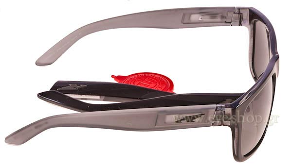 Arnette modello Dropout 4176 di colore 219387