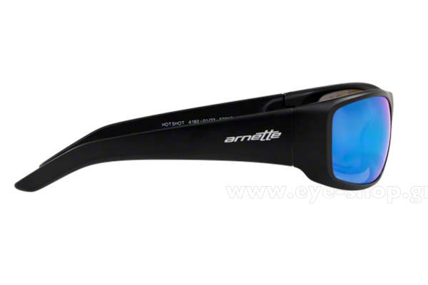 Arnette modello 4182 HOT SHOT di colore 01/22