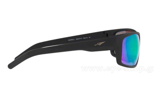 Arnette modello FASTBALL 4202 di colore 01/1I polarized