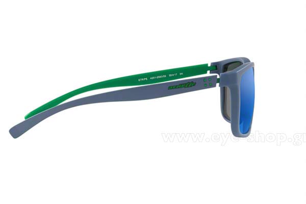 Arnette modello STRIPE 4251 di colore 256355