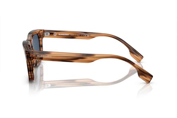 Burberry modello 4403 di colore 409680