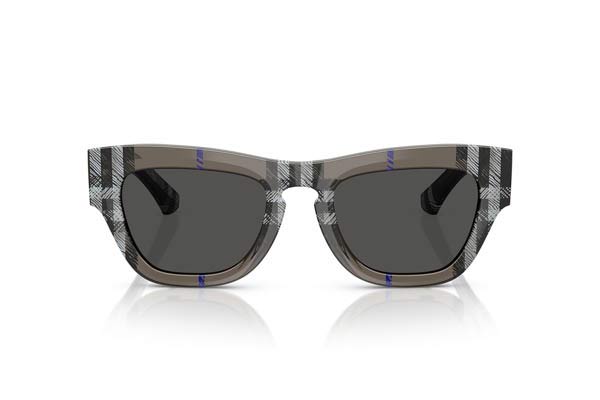 Burberry 4440U