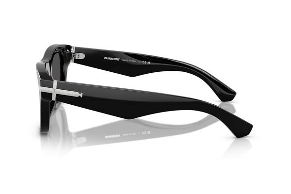 Burberry modello 4438U di colore 300187