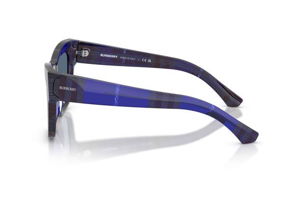 Burberry modello 4449 di colore 411480