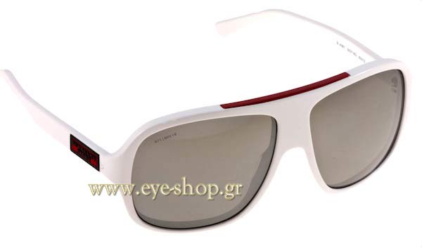  Lewis-Hamilton wearing sunglasses Burberry 4081
