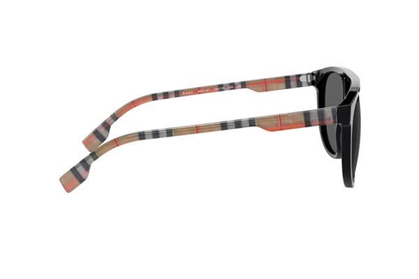 Burberry modello 4302 di colore 300187