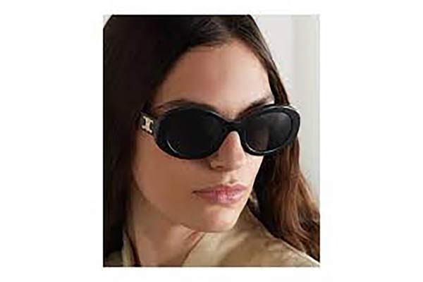 Celine modello Triomphe CL40194U di colore 01A
