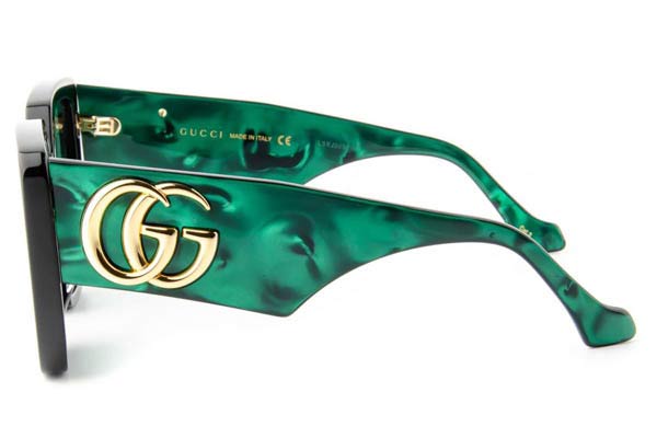 Gucci modello GG0956S di colore 001
