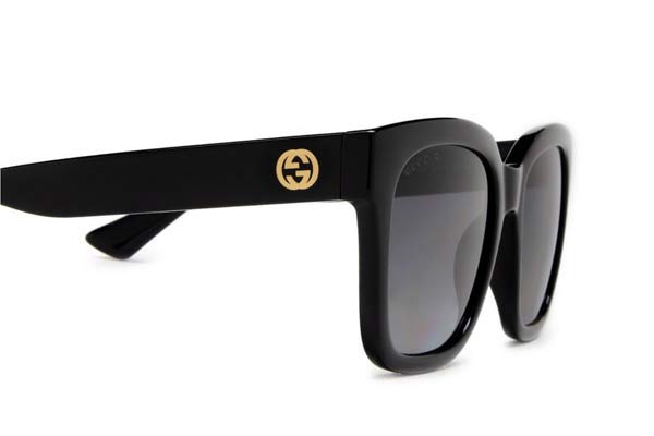 Gucci modello GG1338S di colore 002