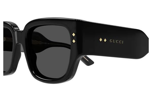 Gucci modello GG1261S di colore 002