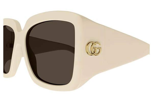 Gucci modello GG1402S di colore 004
