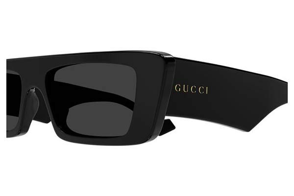 Gucci modello GG1331S di colore 002
