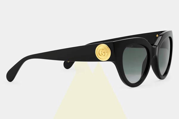 Gucci modello GG1408S di colore 001