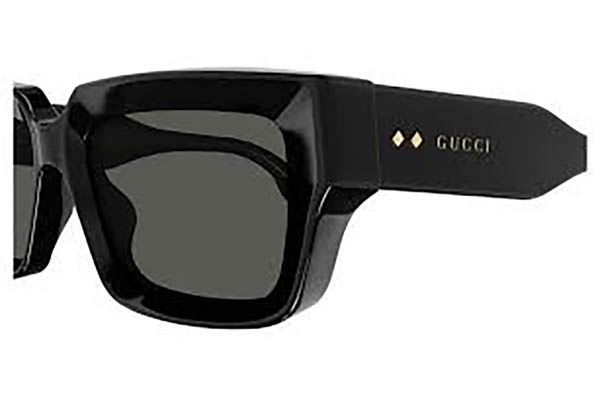 Gucci modello GG1529S di colore 001