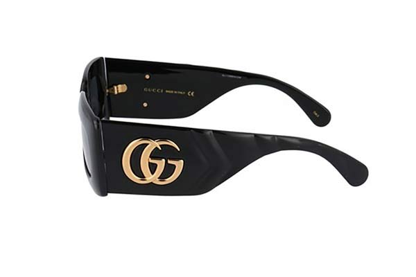 Gucci modello GG0811S di colore 001