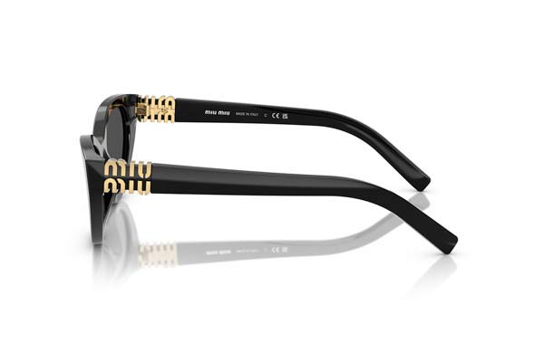 Miu Miu modello A04S di colore 16K08Z