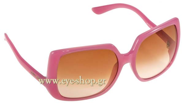  Eleni-Menegaki wearing sunglasses Miu Miu 17LS