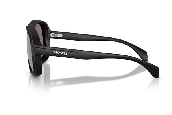 Moncler modello 8011U TWOTONE di colore 50066G