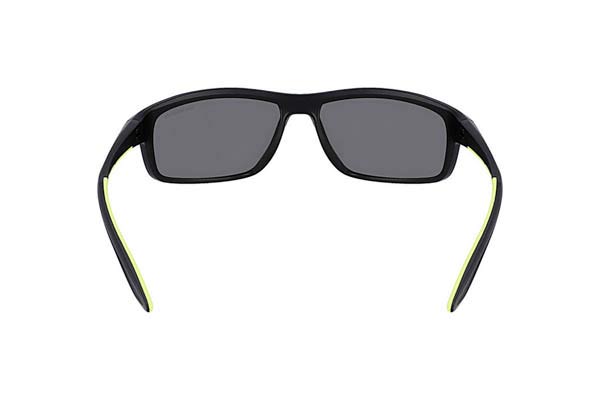 NIKE modello RABID 22 DV2371 di colore 011