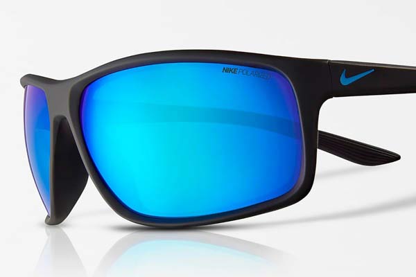 NIKE modello Adrenaline EV1114 di colore 010