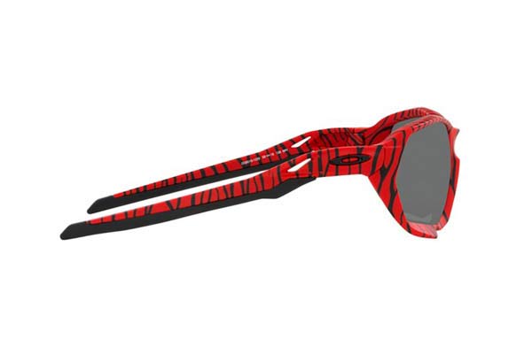 Oakley modello PLAZMA 9019 di colore 12