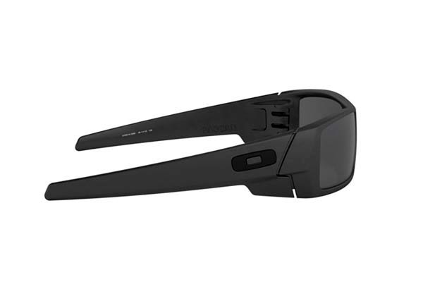 OAKLEY modello GASCAN 9014 di colore 35