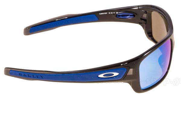 Oakley Junior modello Turbine XS 9003 di colore 03