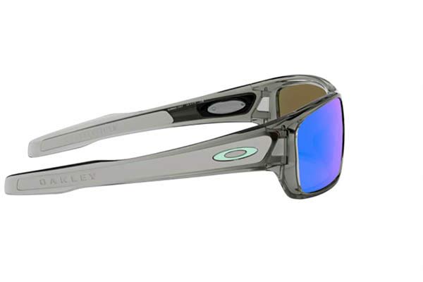 Oakley Junior modello Turbine XS 9003 di colore 15