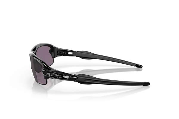 Oakley Youth modello 9008 FLAK XXS di colore 900801