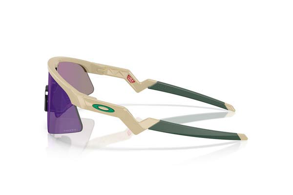 Oakley Youth modello 9015 RESISTOR SWEEP di colore 07